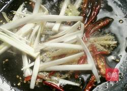黄豆芽炒肉丝的做法图解3