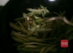 香干西芹的做法图解4