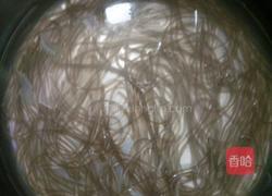 猪肉白菜炖粉条的做法图解3