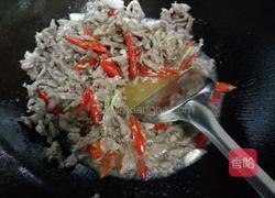 芹菜炒牛肉的做法图解5