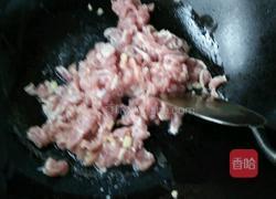 肉丝炒面的做法图解7
