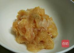 五彩鸡丁的做法图解3