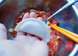 玉米胡萝卜猪肉饺子的做法图解8