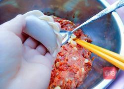 玉米胡萝卜猪肉饺子的做法图解9