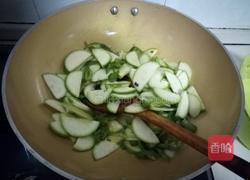 清炒西葫芦的做法图解4