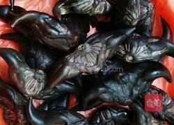 水煮菱角的做法图解1