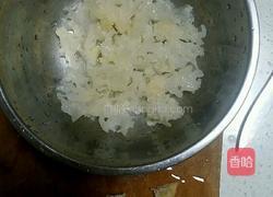 银耳羹 的做法图解2