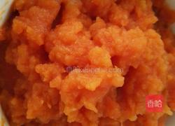 红萝卜泥热狗馒头的做法图解1