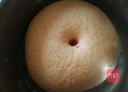 红萝卜泥热狗馒头的做法图解3