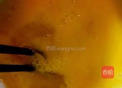 鸡蛋炝锅面条的做法图解2