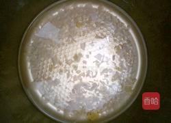 咸银耳养颜汤的做法图解4