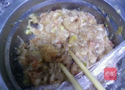 虾仁猪肉大馅馄饨的做法图解2