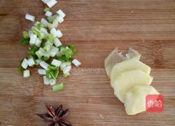 剁椒手撕鸡腿肉的做法图解2