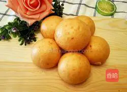 Illustration of making salt and pepper rolls with carrot puree 12