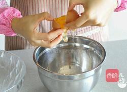 圣诞树根蛋糕的做法图解1