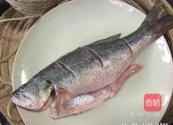 【清蒸鲈鱼】的做法图解1