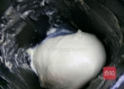 香葱饼干的做法图解2