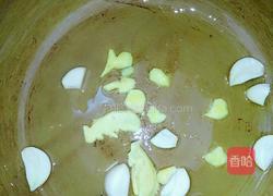 萝卜焖牛腩的做法图解2