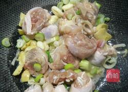 红烧鸡腿蘑菇的做法图解5