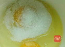 纸杯小蛋糕的做法图解2