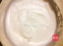 8寸原味戚风蛋糕的做法图解7