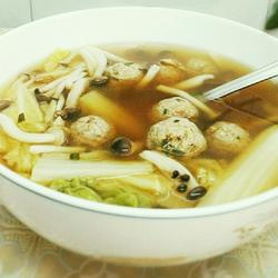 灵芝菇肉丸汤的做法[图]