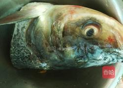 鱼头豆腐汤的做法图解1