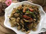 【雪菜炒大肠】的做法[图]