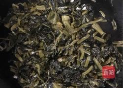 【雪菜炒大肠】的做法图解5