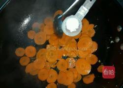 虾米炒胡萝卜的做法图解5