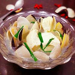 文蛤豆腐汤的做法[图]