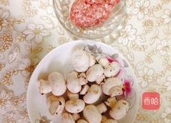 肉末炒口蘑的做法图解1