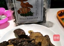 松蘑炖鸡腿的做法图解1