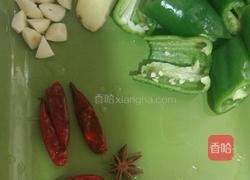 家常版新疆大盘鸡的做法图解2