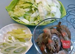 白菜炒虾的做法图解1