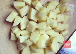 小吃炸土豆的做法图解2