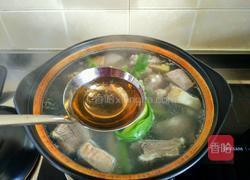 白萝卜羊排汤的做法图解7