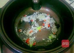 茄汁黄豆炸酱面的做法图解2