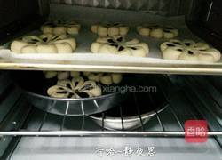 花朵豆沙馅面包的做法图解18