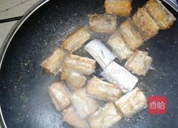 香酥刀鱼的做法图解2