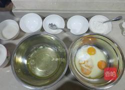 葡萄干奶油蛋糕卷的做法图解3