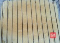 葡萄干奶油蛋糕卷的做法图解13