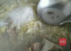 酸菜炖骨头的做法图解11