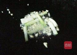 香肠炒青瓜的做法图解3