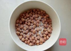 盐烤花生米的做法图解2
