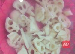 莲藕焖五花肉的做法图解2