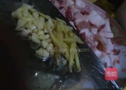 莲藕焖五花肉的做法图解3