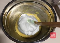 香葱海苔肉松蛋糕卷的做法图解12