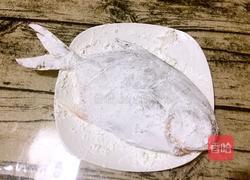 金蒜鲳鱼的做法图解2