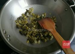 荤油炒咸菜的做法图解3